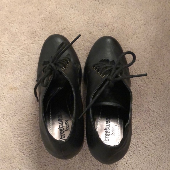 4 inch black lace up heels - Picture 5 of 5